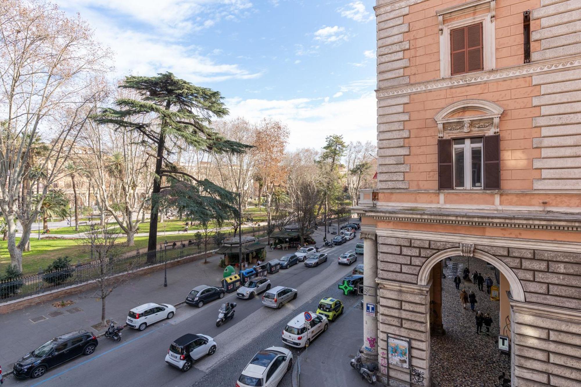 Leone D'Oro Guesthouse - Close To Piazza Vittorio Roma Eksteriør bilde